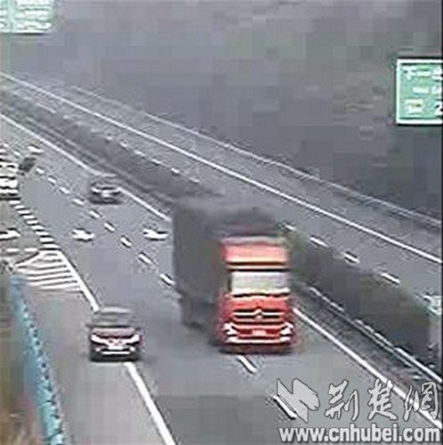 ��Ů�h�ӡ�����·�ϵ�܇�ɹ����U��h(hu��n)��(�D)