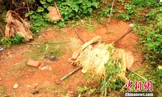 �������I���m���K��ͬ�隢����ʬˮ�����D��