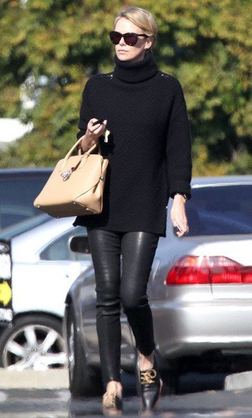 Ů��ʾ�����I(l��ng)ë��12�N������