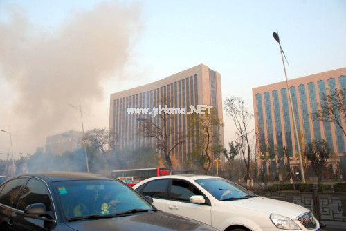 11��6��7�r(sh��)40��������λ��̫ԭ��ӭ�ɴ�ֵ�ɽ��ʡί�����B�m(x��)�l(f��)����ը��(�Y�ψD)