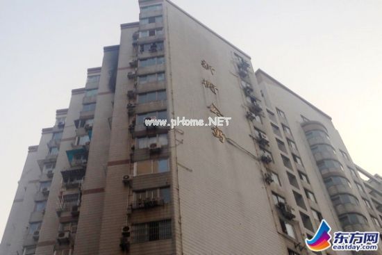 ������2�c�����ѻ�·508ŪһС�^(q��)ĳ̖15��һ�������ͻ�l(f��)����������s���F(xi��n)�������ݿ���ס���݃�(n��i)��Ʒ����֮һ����