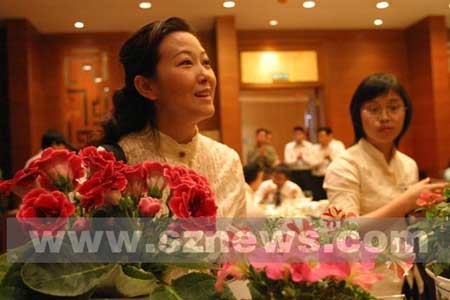 ̫�ջ���̫Ư����